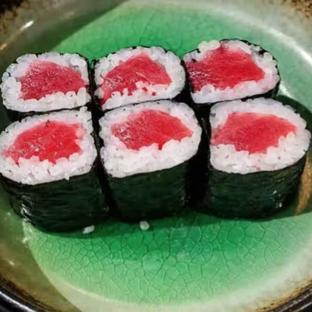 Tuna Roll.
